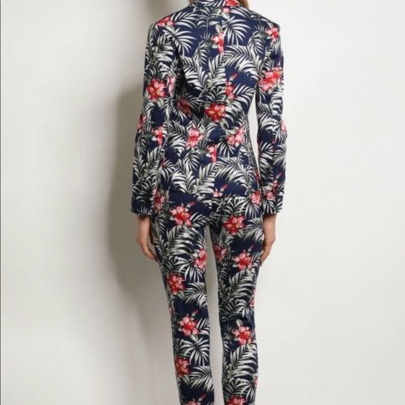 ‘Ibiza’ Navy Tropical Floral Blazer Jacket - Picture 3 of 5